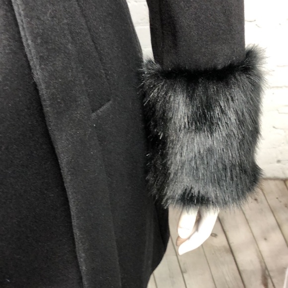 City Chic Black Faux Fur Fluffe Coat Plus Size 14 - Picture 7 of 9